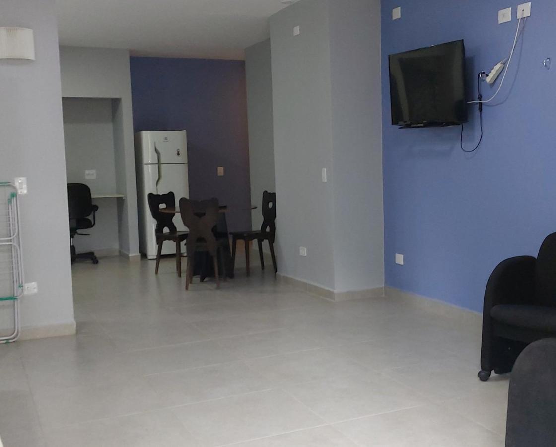 Apartamento 03 Confortavel